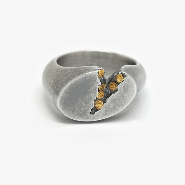 GEODE SIGNET RING - DIAGONAL OVAL + GOLD NUGGETS