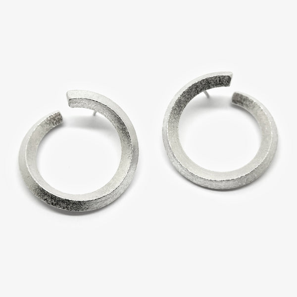 CURL STUDS - SILVER - LARGE