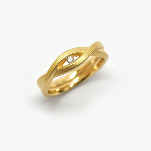 INTERWOVEN RING 2.0 - YELLOW GOLD + DIAMONDS