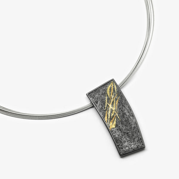 GOLD FLAME PENDANT