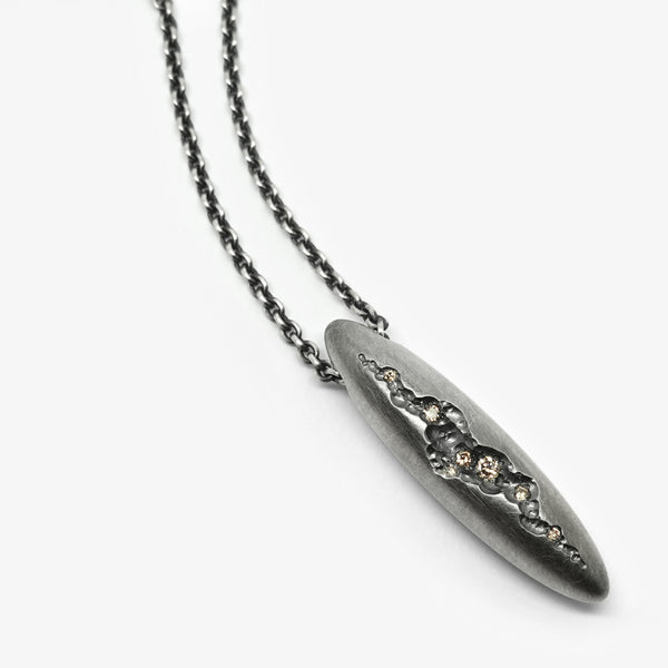 GEODE PENDANT - LARGE - 7 DIAMONDS
