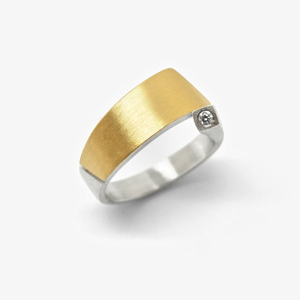 SWOOSH RING + DIAMOND