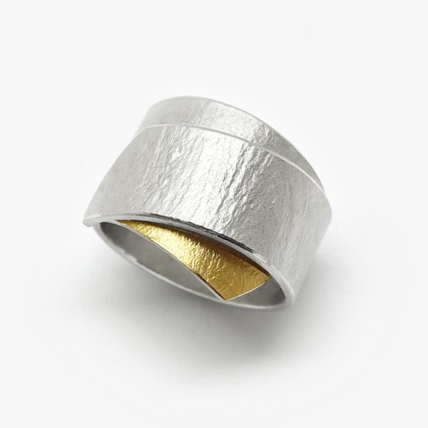 REVEAL RING