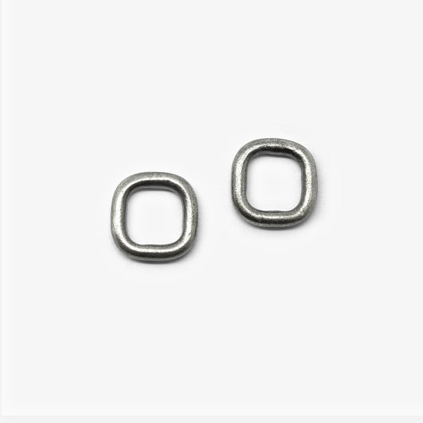 PAPERCLIP STUDS - SMALL