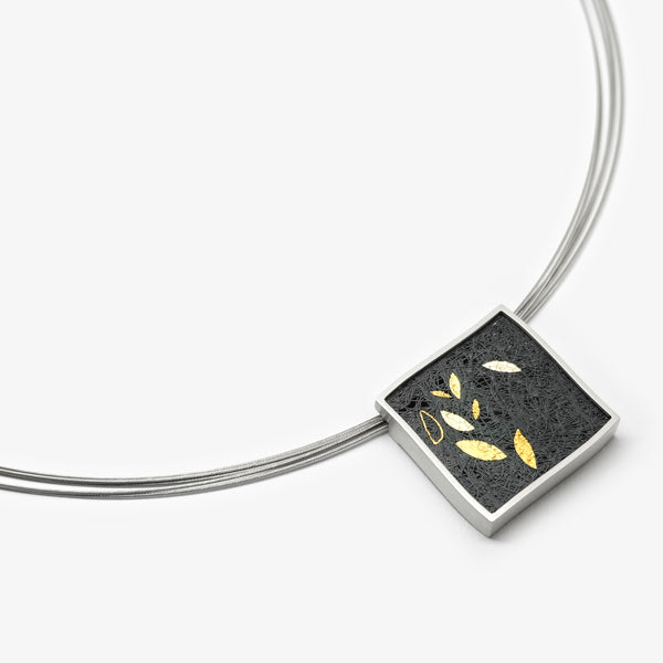 SQUARE PENDANT - GOLD LEAVES