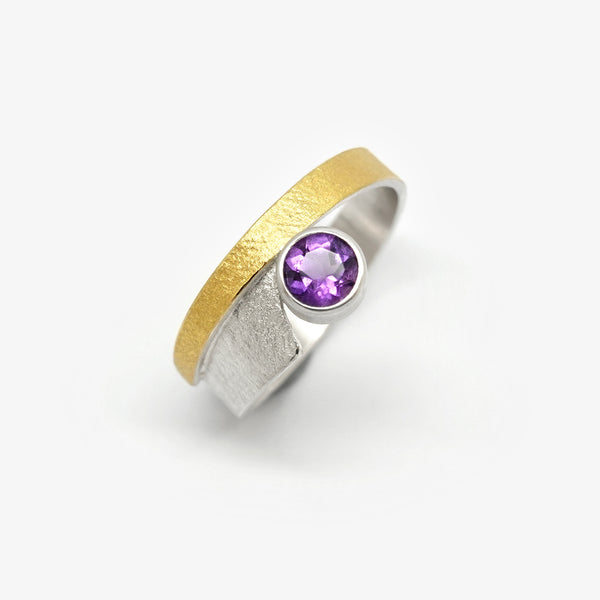 OFFSET RING - AMETHYST