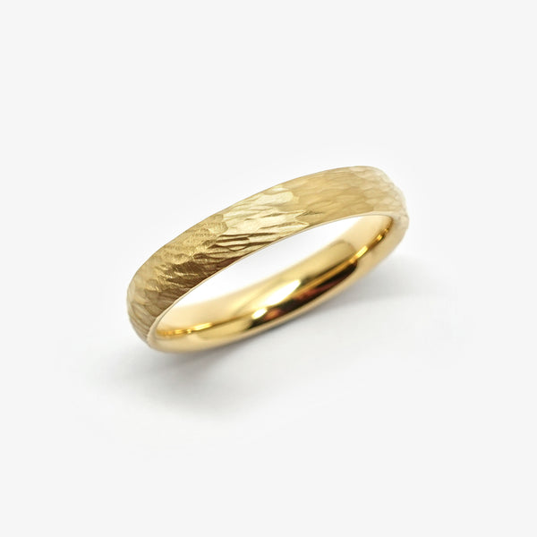 HAMMERBLOW LINEA WEDDING RING - 4MM - YELLOW GOLD - UNDULATING