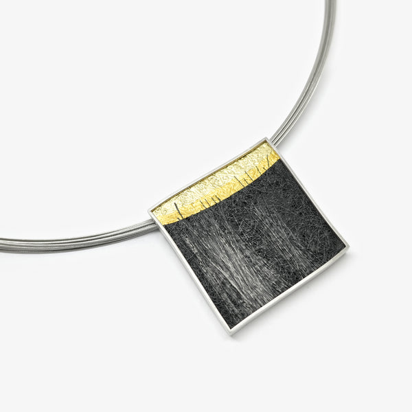 LARGE SQUARE PENDANT - GOLD HORIZON