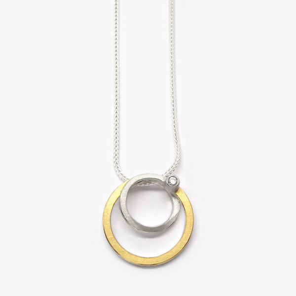 LOOPING PENDANT + DIAMOND