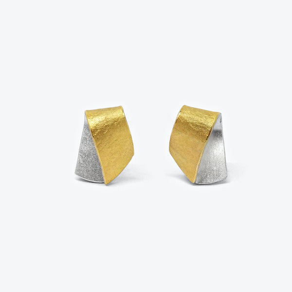 FOLD STUDS