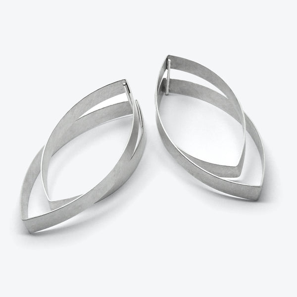 RIBBON EARRINGS - NAVETTE