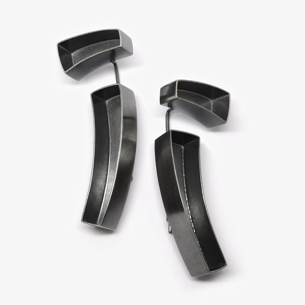 KUBUS EARRINGS - BLACK