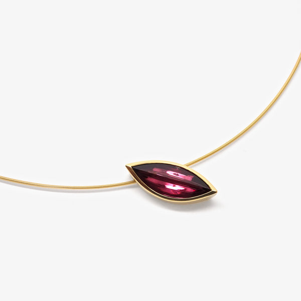 NAVETTE PENDANT - PINK GARNET