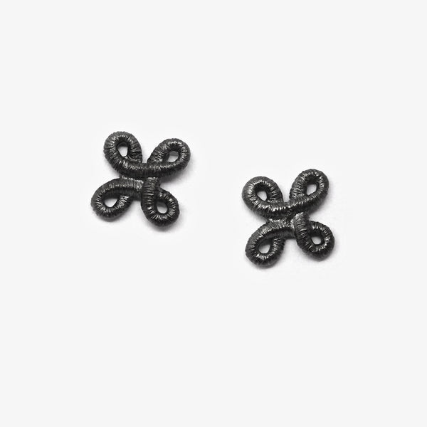 PIQUE DAME STUDS - OXI