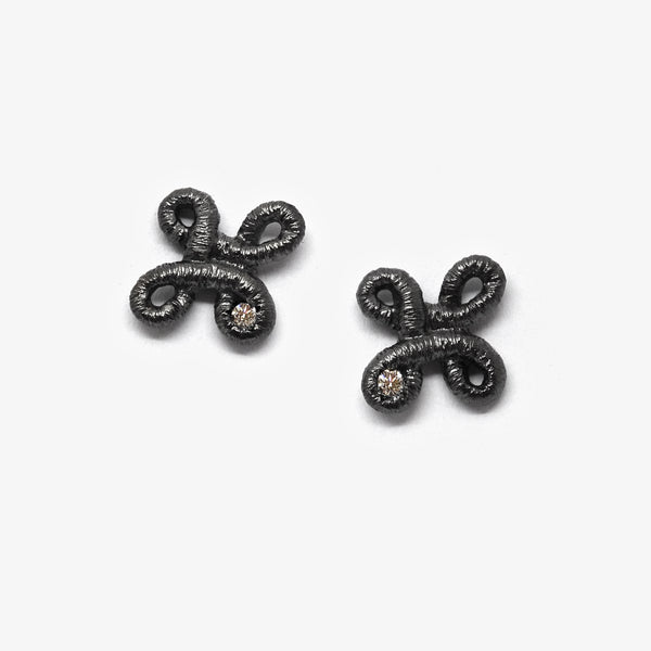 PIQUE DAME STUDS - OXIDISED SILVER + DIAMONDS