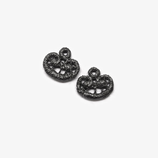 VOLUTE STUDS - OXI