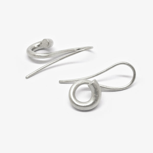 ARCUS EARRINGS - SILVER