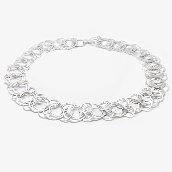 QUEUE C NECKLACE