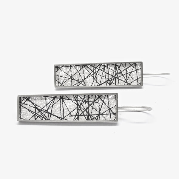 LONG EARRINGS - BLACK WEB