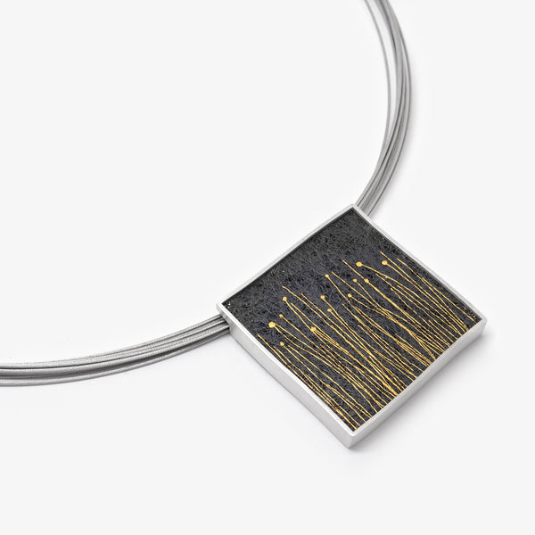 LARGE SQUARE PENDANT - BULLRUSHES