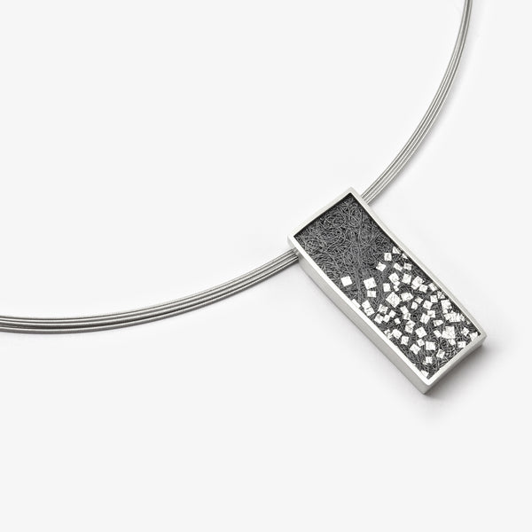 OBLONG PENDANT - FLURRY