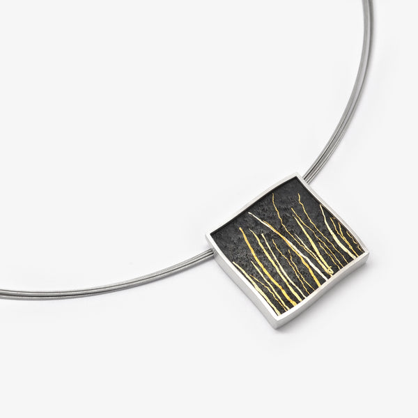 SQUARE PENDANT - GOLD GRASSES