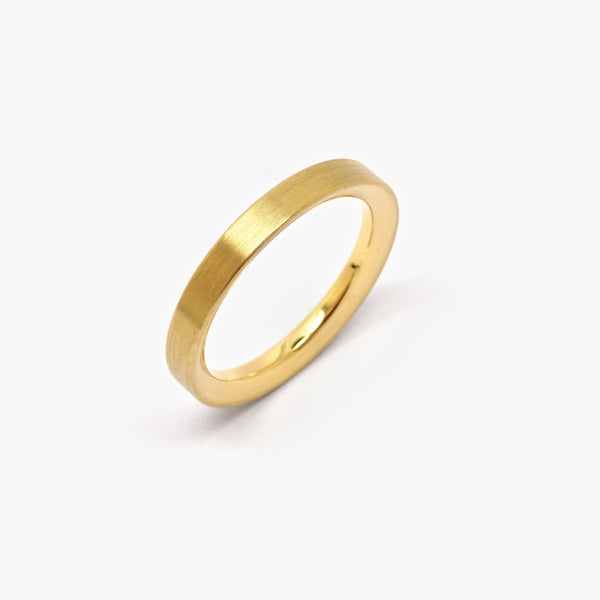 LILY WEDDING RING - YELLOW GOLD