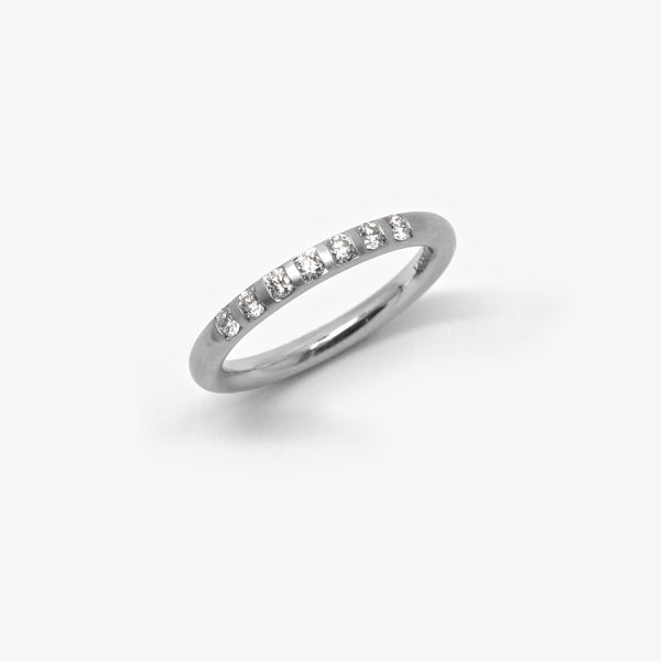 MEMORY ETERNITY WEDDING RING - PLATINUM 2.5 ROUND + 7 DIAMONDS