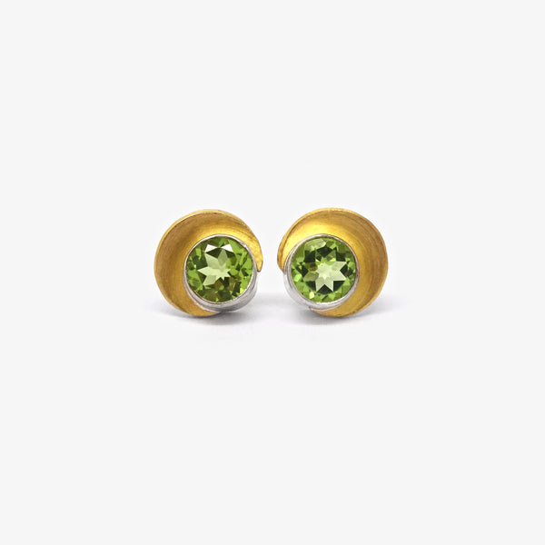 COWL STUDS - PERIDOT