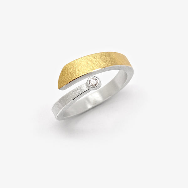 DIAMOND CURL RING