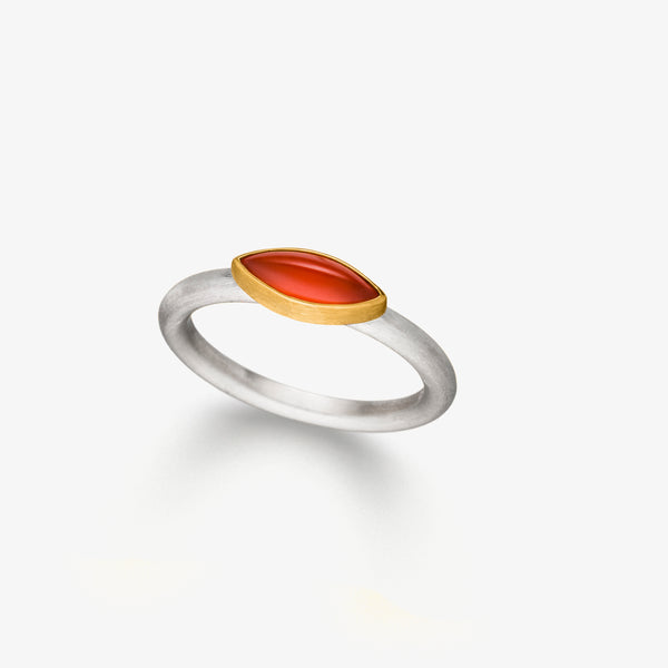 NAVETTE RING - CARNELIAN