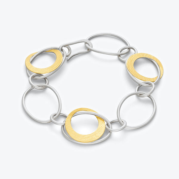 RINGS BRACELET