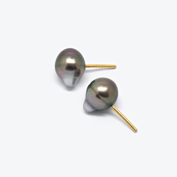 SMALL TAHITI STUDS - BAROQUE