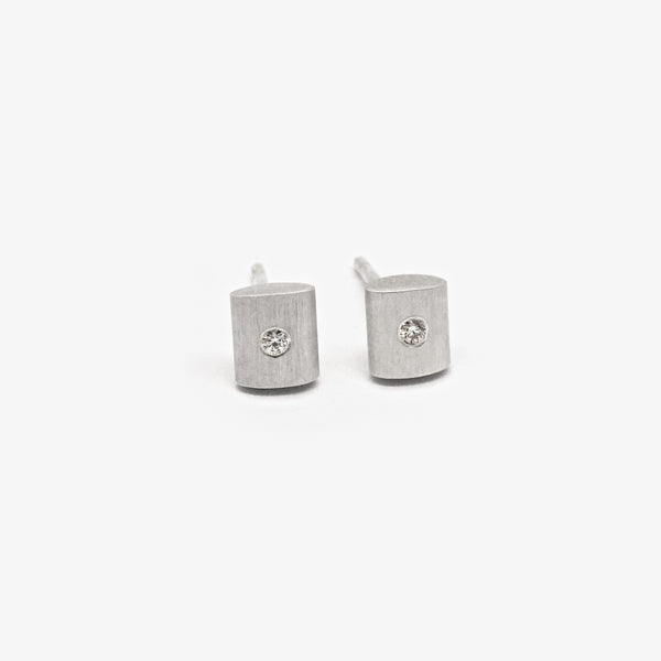 SMALL EDGE STUDS + DIAMONDS