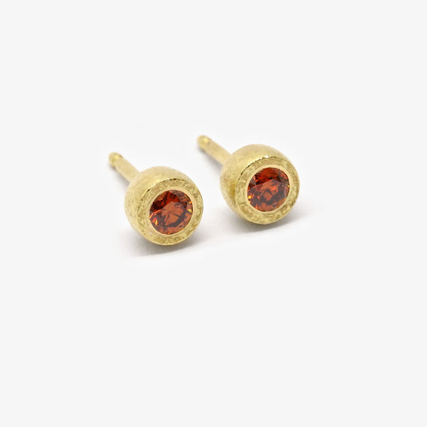 CYLINDER STUDS + COGNAC DIAMONDS