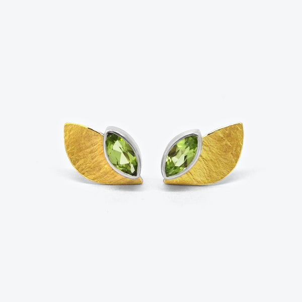 PETAL STUDS - PERIDOT