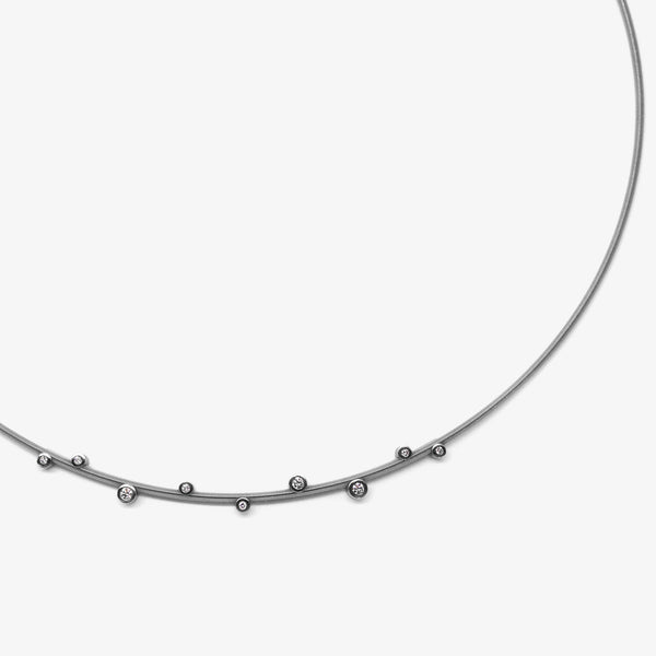 ARTIST PENDANT - PLATINUM + 9 DIAMONDS