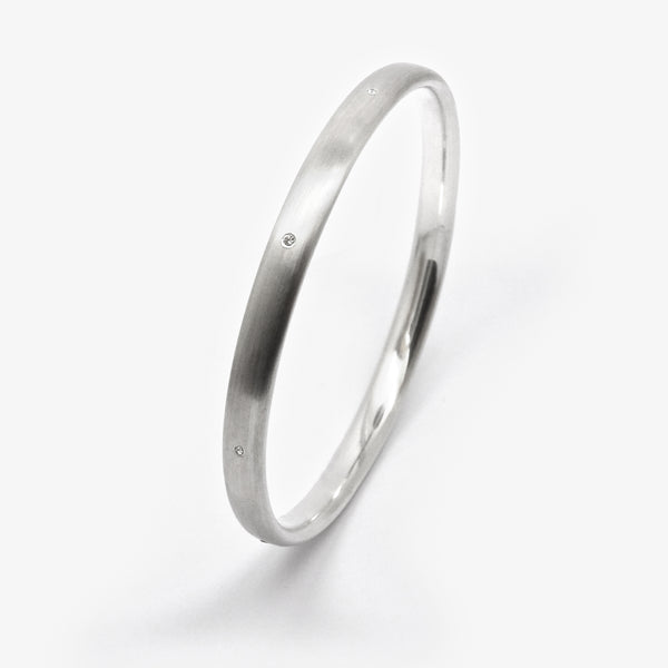 EDGE BANGLE + 8 DIAMONDS