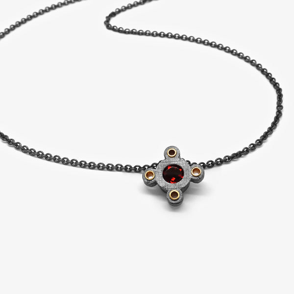 SMALL ANDROMEDA GARNET NECKLACE