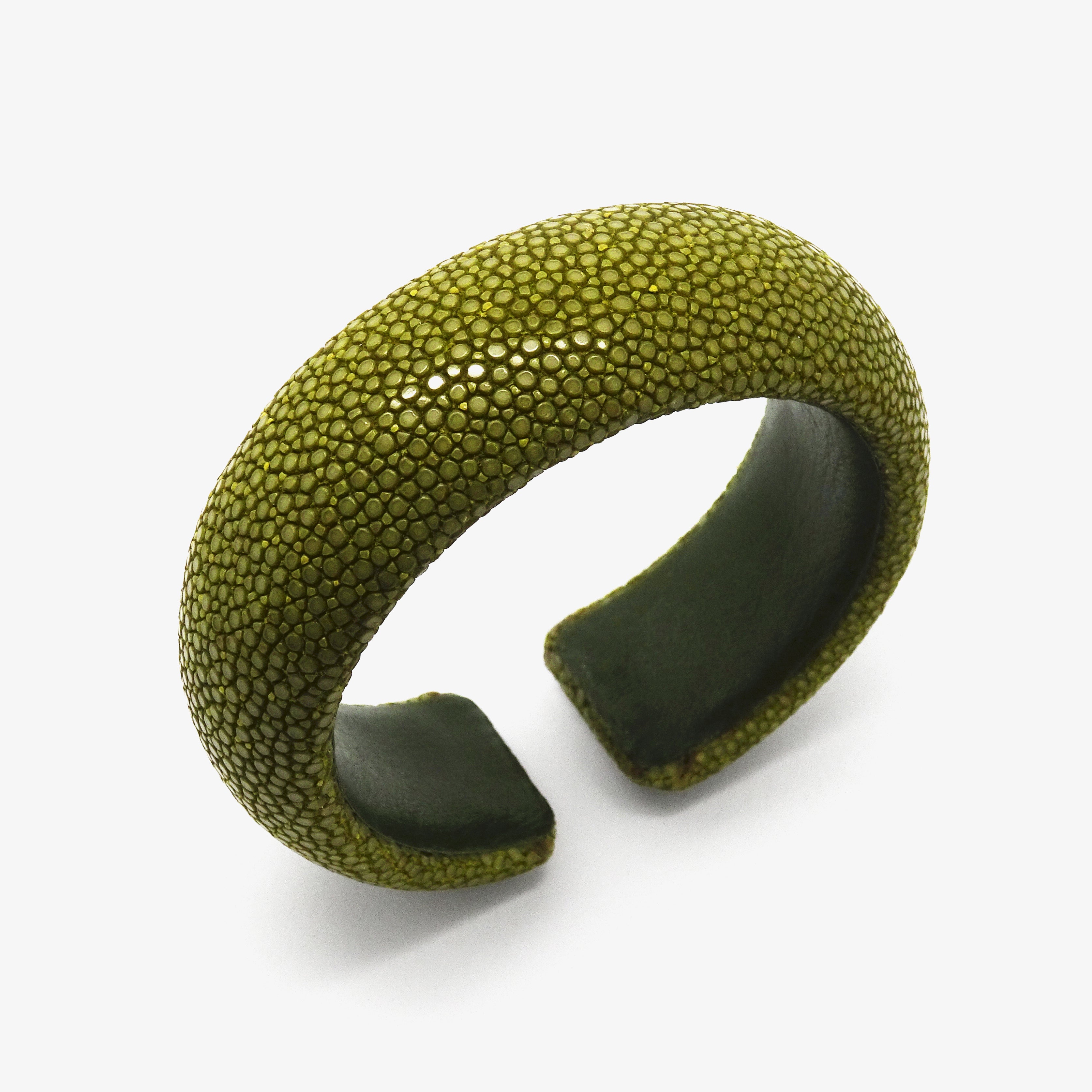 STINGRAY CUFF