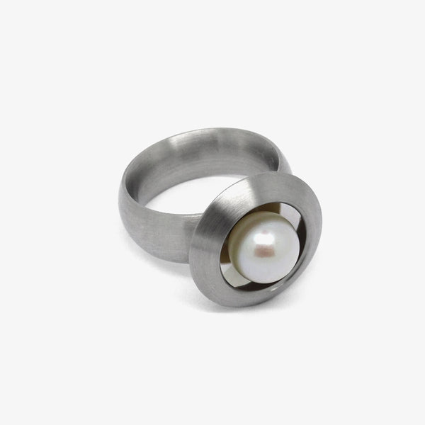 HELIOS RING - MEDIUM - PEARL