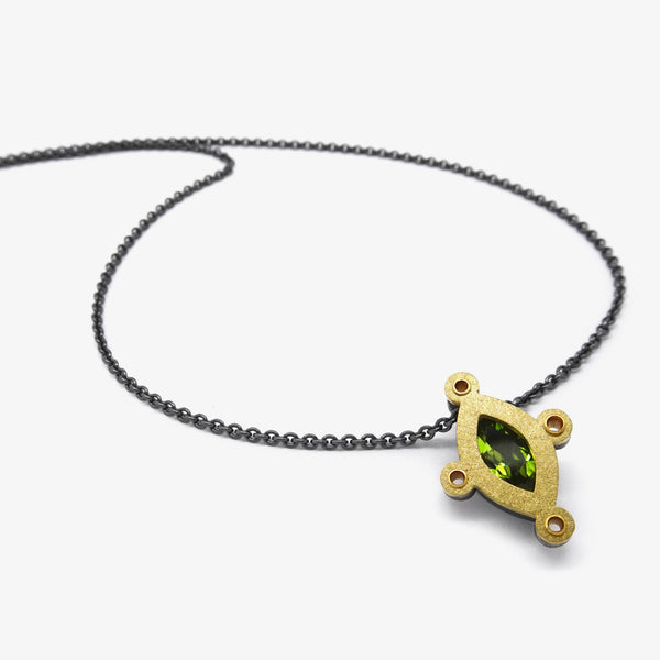 AU SIRIUS PERIDOT PENDANT