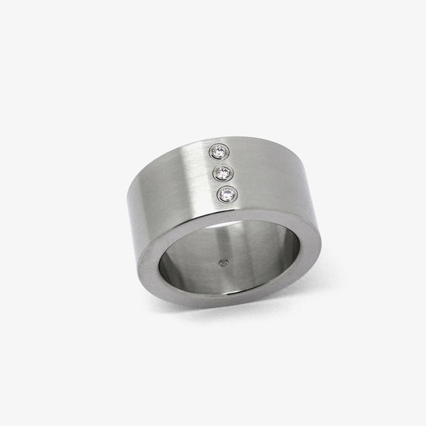 WIDE RING + 3 DIAMONDS - VERTICAL