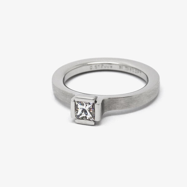 LILY SOLITAIRE ENGAGEMENT RING - PLATINUM + PRINCESS DIAMOND