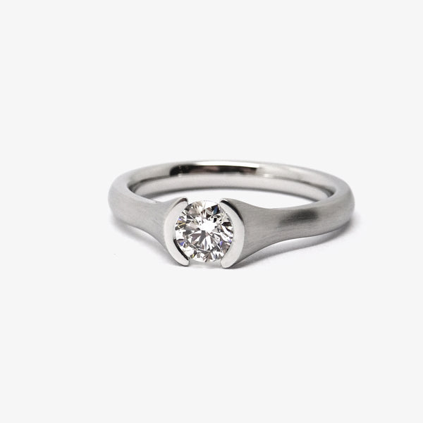 TORIA SOLITAIRE ENGAGEMENT RING