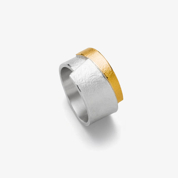 PENNANT RING