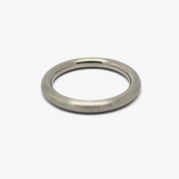 ROUND WEDDING RING - 2.5MM GREY GOLD