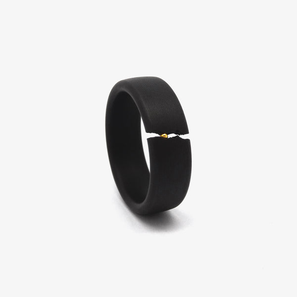 CRACKLE RING - BLACK + GOLD NUGGET - OVAL