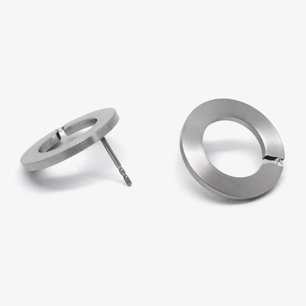 CRACKLE STUDS - STEEL + DIAMONDS - LARGE