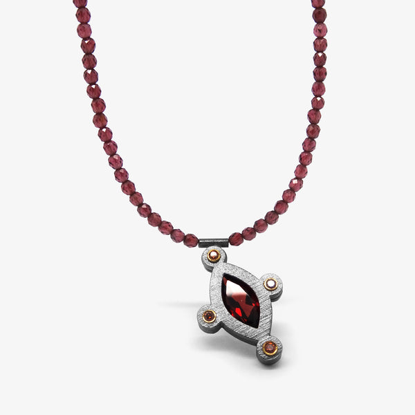 GARNET SIRIUS NECKLET